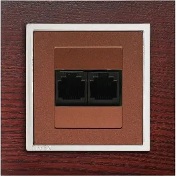 Stavebniny Datová zásuvka 2x8 pin rámeček - mahagon