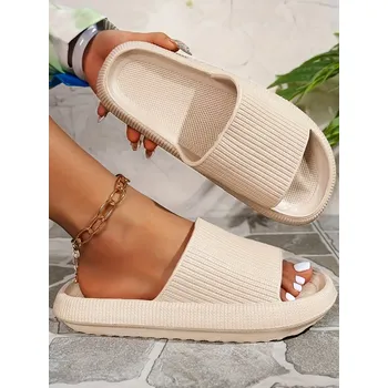 Dámské pantofle Dámské pantofle MISSWALK ZY0965 Barva: Béžová, Velikost: 40