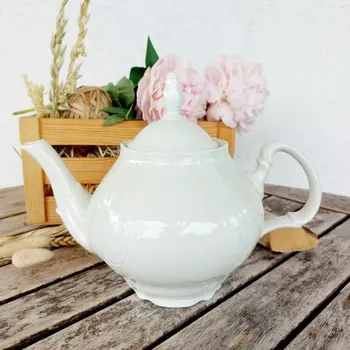 Konvice na čaj BERNADOTTE IVORY konvice čajová 1,2 l, slonová kost, Thun 1794 (Porcelánová konvice na čaj 2. jakost)