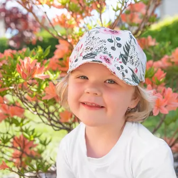 Kojenecké oblečení ESITO | Dětská kšiltovka Arya - bílá / XL