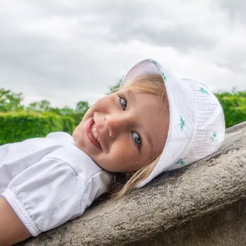 Klobouk ESITO | Dětský klobouk Mušelín trojlístek - bílá / XL