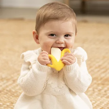 Infantino Kousátko silikonové Banán