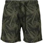 Plavecké šortky z Urban Classics - Vzorované šortky na plavání Palm - Muži - cerná/olivová