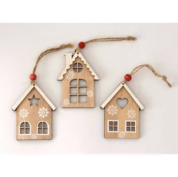 Dřevěná dekorace - Hnědé domečky k zavěšení - vzor F