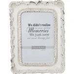 Bílý fotorámeček s ozdobným lemováním – 10x15 cm