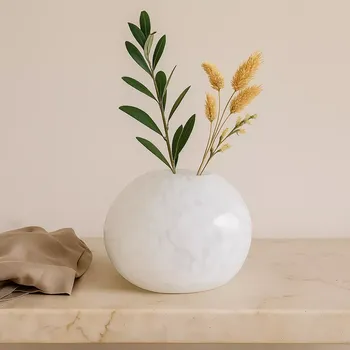 Váza House Nordic – Bílá skleněná ručně vyrobená váza