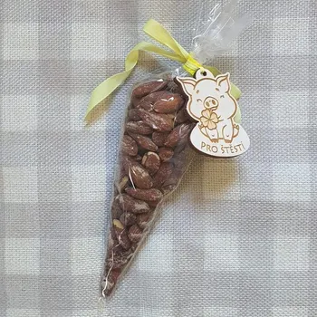 Sušená potravina Mandle uzené pražené solené s talismanem pro štěstí zdarma 100 gramů