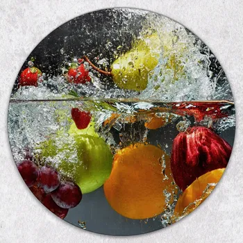 Kuchyňské prkénko Stylové a odolné kulaté skleněné prkénko s potiskem Ovoce ve vodě průměr 40 cm