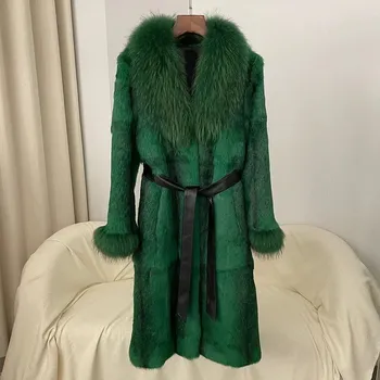 Dámský kabát Zelený kabát s límcem z liščí kožešiny a králičí podšívkou Velikost: M, Barva (Varianta): Zelená