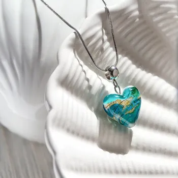 Náhrdelník Lampglas Náhrdelník Turquoise Emotion s 24karátovým zlatem v perle Lampglas materiál závěsu a řetízku: pozlacené stříbro Ag 925/1000 (na základě vývoje se provedení závěsu a řetízku může lišit od fotografie) - pevná délka 45 cm