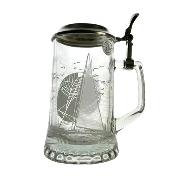 Sklenice Skleněný korbel s motivem plachetnice – 0,4 l