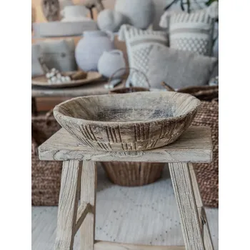 Mísa vyřezávaná z jilmového dřeva