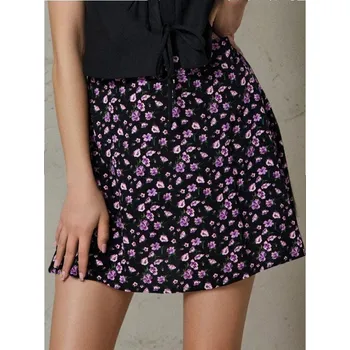 Dámská móda Sinsay - Květinová minisukně - černá - 163FJ-99X - 163FJ-99X-S