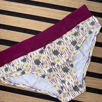 Kalhotky Dámské kalhotky Lovelygirl 5638D beaujolais 2 (Velikost=XS)