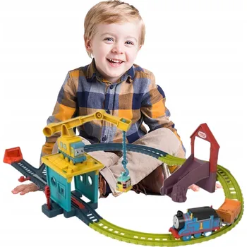 Vláček a vláčkodráha Fisher Price Mašinka Tomáš - Sada tratí s jeřábem Karolínou a Sandy HDY58
