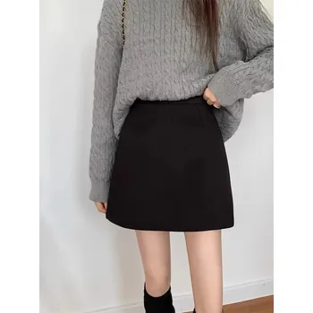 Dámská sukně Mini sukně A-linie – vysoký pas, přiléhavý střih Velikost: M, Barva (Varianta): Black (lined)