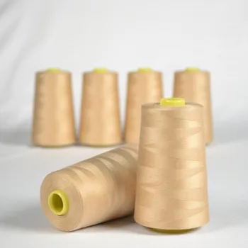 Overlock / coverlock polyesterová nit NTF 5000 barva světle hnědá