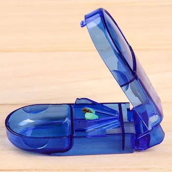 Mini krabička na prášky s řezačkou na cesty | organizér, box na léky - Modrý