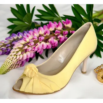 Dámské lodičky Banánově žluté lodičky s ozdobným uzlem - saténové Velikost obuvi: 35