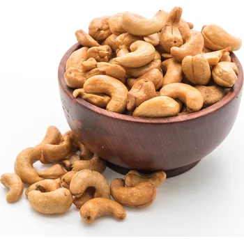 Sušená potravina Kešu ořechy pražené nesolené 200 g VIA NATURAE