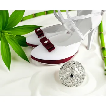 Dámské lodičky Saténové svatební boty - bílá s bordo Velikost obuvi: 34