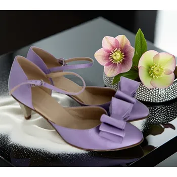 Dámské lodičky Světle fialové saténové boty s mašlí Velikost obuvi: 42