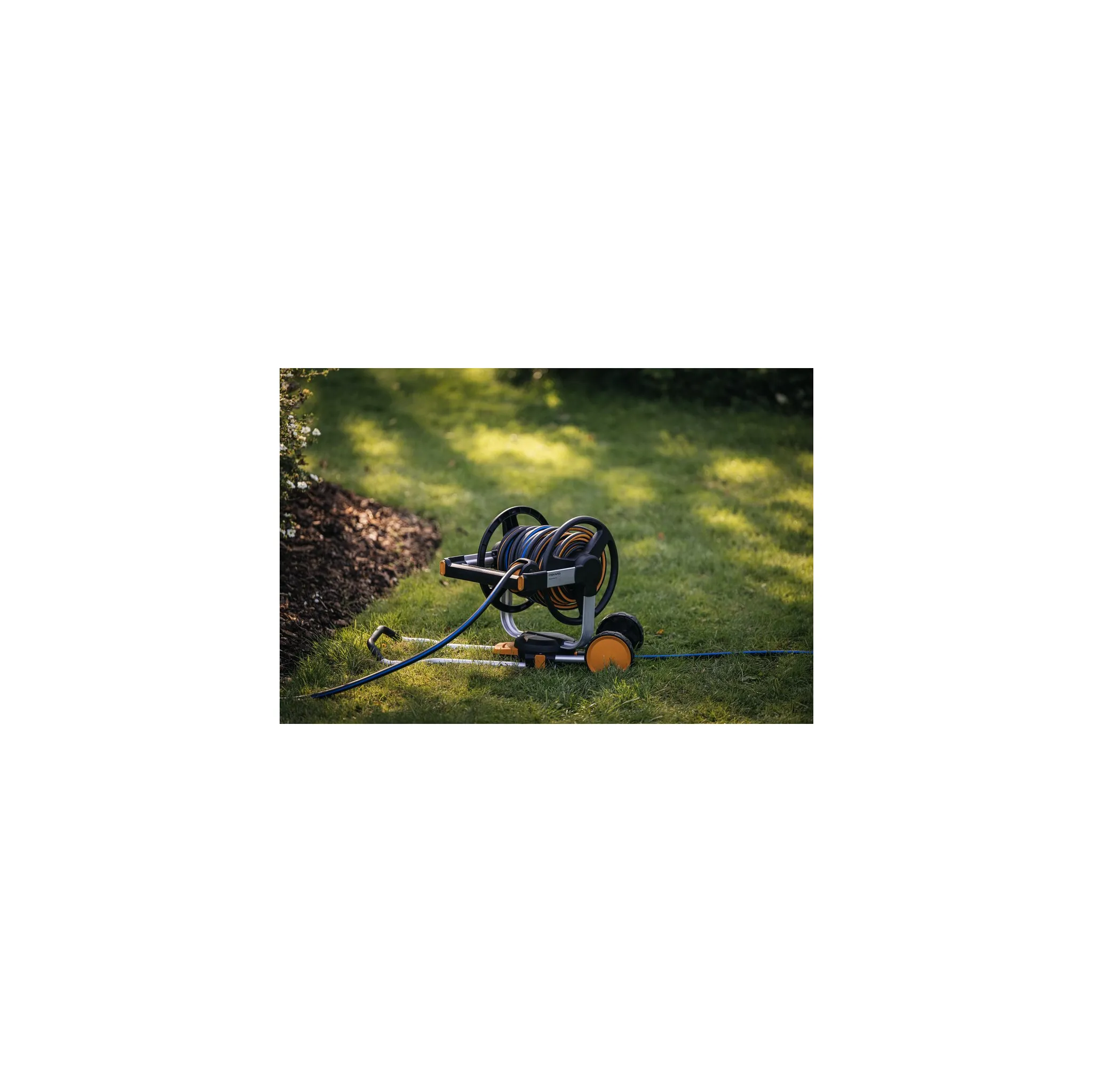 Fotografie 9 - Držák na zahradní hadici Fiskars 1062257