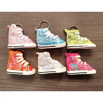 Klíčenka teniska Rozbalev(n)o