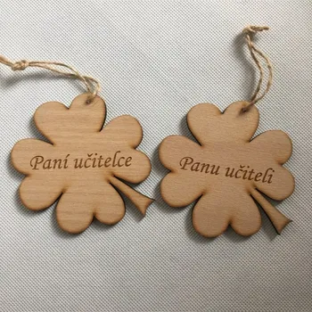 Party dekorace Čtyřlístek přírodní 10 cm Paní učitelce, Panu učiteli Nápis: Panu učiteli Dřevěný čtyřlístek