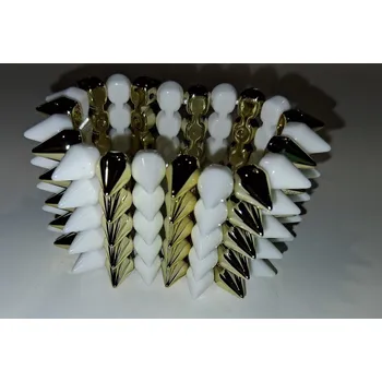 Náramek Náramek s hroty Varianta: bílý Rozbalev(n)o