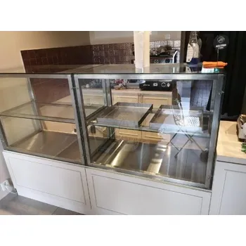 Vinotéka Neutrální vitrína