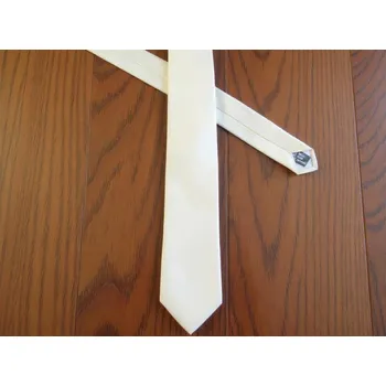 Kravata HEDVA ČESKÝ BROKÁT Kravata ČH 7 cm žakár bílá