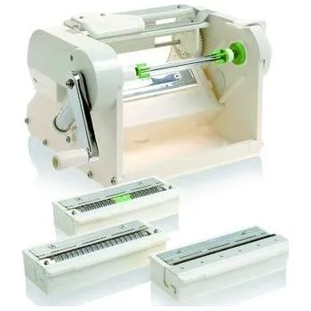 Kráječ na chleba Benriner Rotační kráječ zeleninových plátů, nudliček a síťky do šíře 13cm, sada 4 nožů, plast