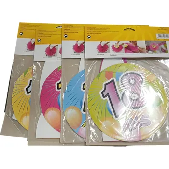 Party dekorace Narozeninové trendy 18 let BARVA: Zelená Rozbalev(n)o