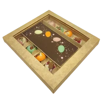 Dárková krabička Dárková krabička přírodní na 8 ks pralinek a čokoládu 20,5x19x2 cm