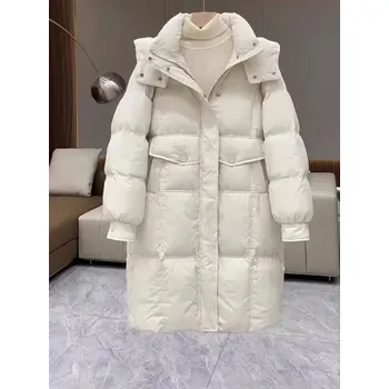 Dámská parka Dámský zimní kabát s kapucí – zateplený model s peřím Barva: Béžová, Velikost: M