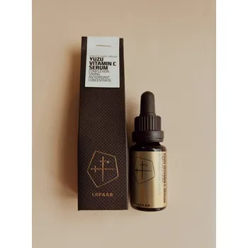 Pleťové sérum LEPAAR Yuzu vitamin C serum / Rozjasňující antioxidační koncentrát pro podporu pleti 15 ml