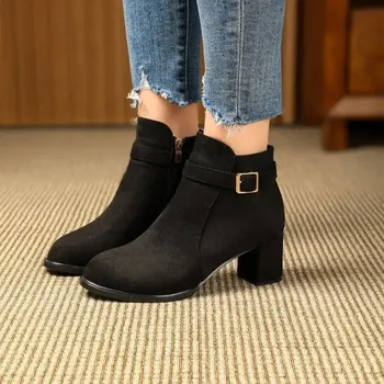 Dámské kozačky Dámské kotníkové boty se zipem a vzorovaným potiskem Barva: Černá, Velikost: 42