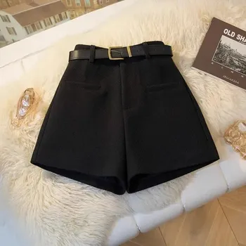 Dámské kraťasy Dámské bavlněné kraťasy s vysokým pasem Velikost: M, Barva (Varianta): Black (without Belt)