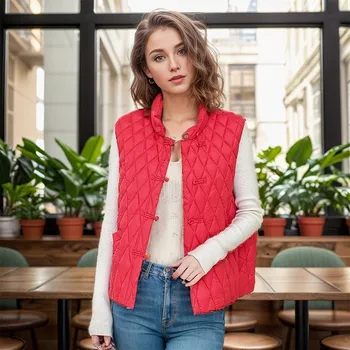 Dámská vesta Dámská zimní vesta – prošívaná, bez rukávů, retro styl Barva: Červená, Velikost: M