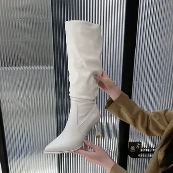 Dámské kozačky Vysoké dámské boty na jehlovém podpatku pod kolena Barva: Bílá, Velikost: 36