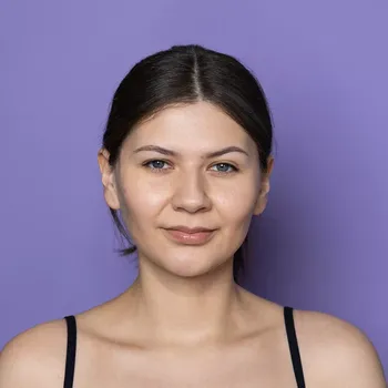 Přípravek na tvář CHEEKBONE BEAUTY Unify Multi-Pencil Make-up & Korektor v tužce 3g 3.5 Fair