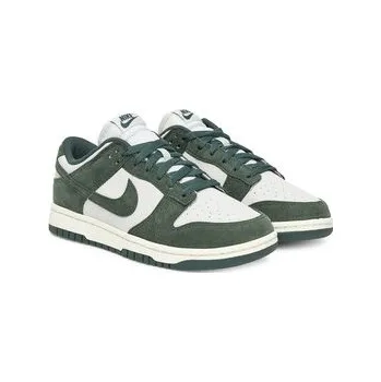 Dámská móda Sneakersy Nike Dunk Low HJ7673 002 Bílá 36_5