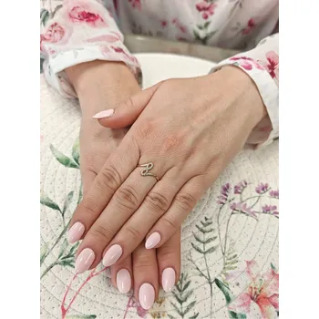 Prsten Zlatý dámský prsten nekonečno s kamínky Velikost prstenu: 52, Váha: 1,41 g, Ryzost: 14kt (585/1000)