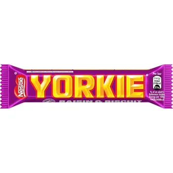 Čokoládová tyčinka Nestlé Yorkie čokoládová tyčinka s příchutí rozinek a sušenek 44 g