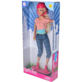 Panenka Defa Lucy na skateboardu s helmou a deskou, šedá