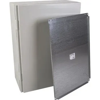 Rozvaděč GEI ARIA 108 ROZVODNICE UNIVERZ. IP66-IK10 3-BOD. CENTRÁLNÍ ZAVÍRÁNÍ + DESKA MONT. KOVOVÁ