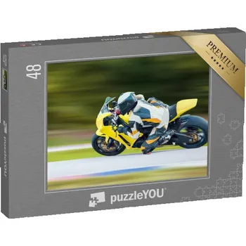 Puzzle puzzle 48 dílků „Jízda na motorce v rychlé zatáčce“