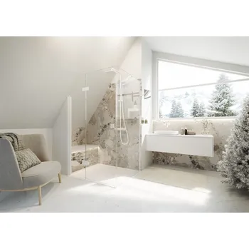 Hüppe Solva Pro s nástěnnou lištou křídlové dveře s pevným segmentem a boční stěnou na míru