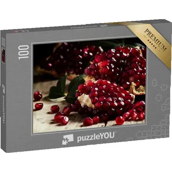 Puzzle puzzle 100 dílků „Granátové jablko na starém stole“